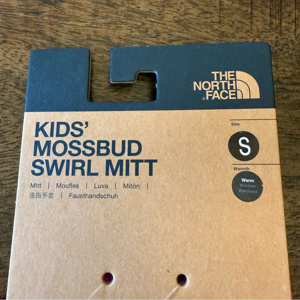 The North Face Kids’ Mossbud Swirl Mitt - Picture 3 of 7